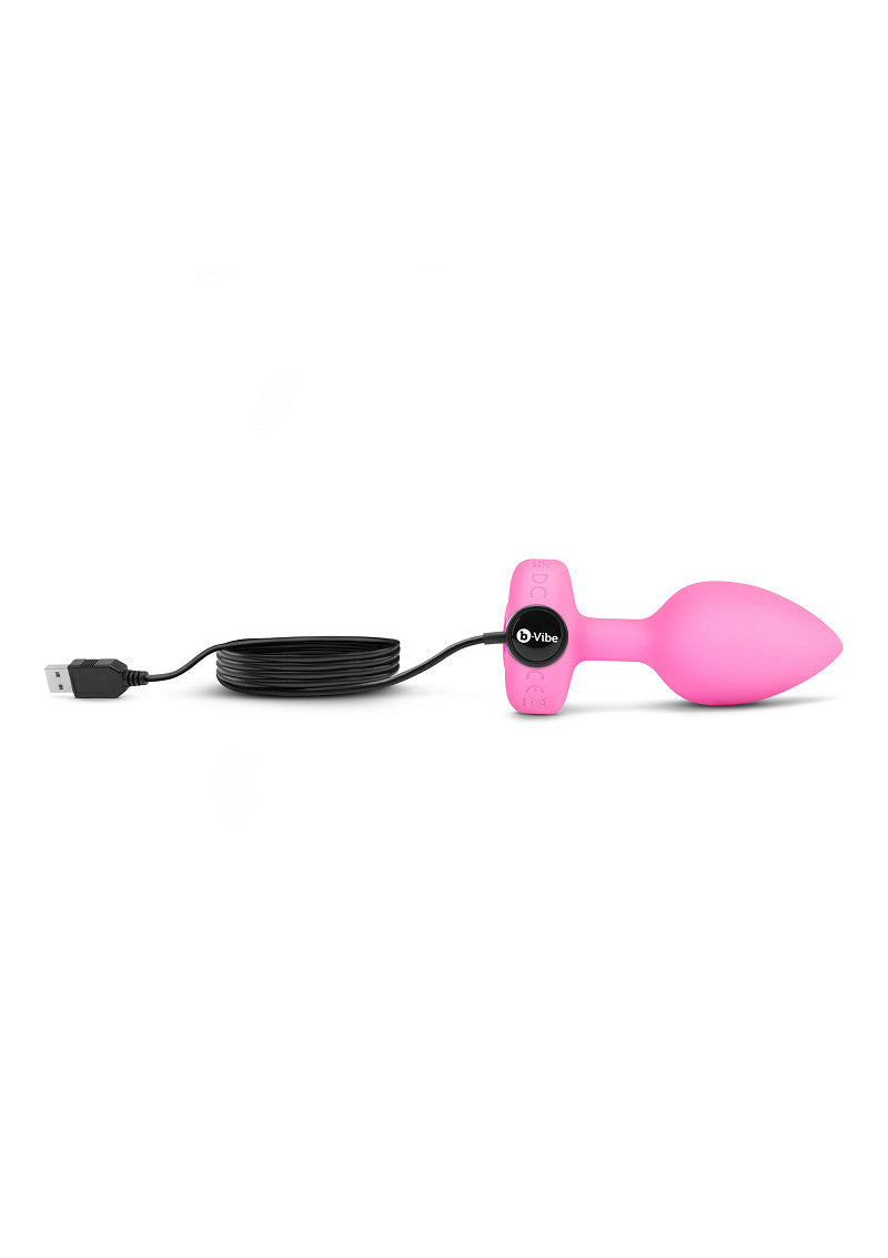 B-Vibe Vibrating Heart Plug S/M